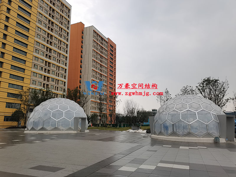 無線創(chuàng)智城市功能空間業(yè)態(tài)優(yōu)化五星集市etfe膜結(jié)構(gòu)